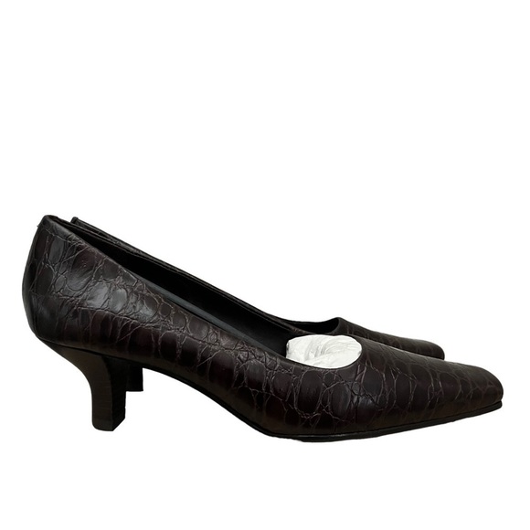 Aerosoles Brown Leather Square Toe Kitten Heels 8.5B - Picture 1 of 5